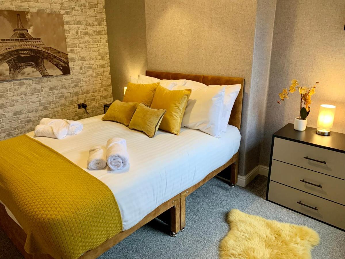 Stamer House By Yourstays, Stylish Quirky House, With 4 Double Bedrooms, Book Now! Stoke-on-Trent Екстериор снимка