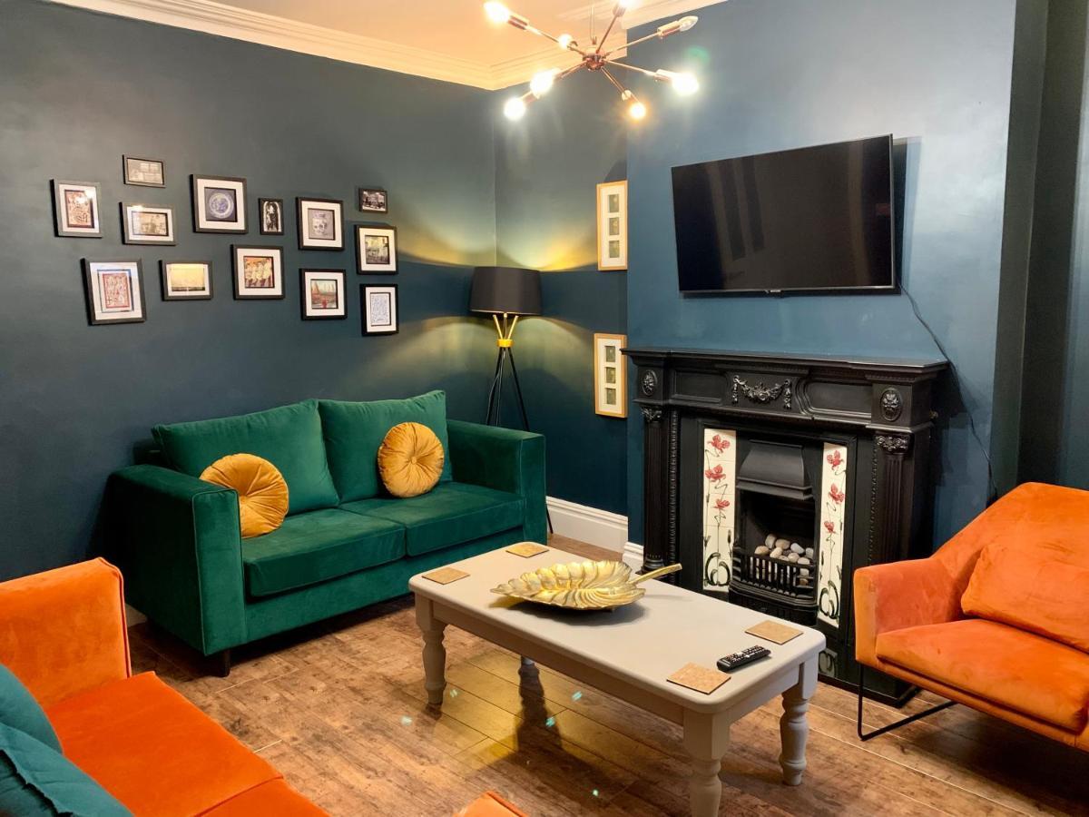 Stamer House By Yourstays, Stylish Quirky House, With 4 Double Bedrooms, Book Now! Stoke-on-Trent Екстериор снимка